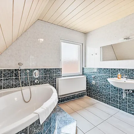Apartmán Guenstige Fuer Monteure In Suppingen-laichingen Tv,wifi,parking *