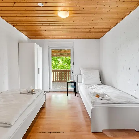 Guenstige Fuer Monteure In Suppingen-laichingen Ulm,neu-ulm,tv,wifi,parking Appartement Laichingen