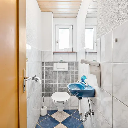 Guenstige Fuer Monteure In Suppingen-laichingen Tv,wifi,parking Apartmán *