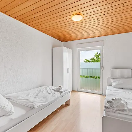 Apartmán Guenstige Fuer Monteure In Suppingen-laichingen Tv,wifi,parking *